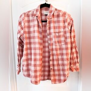 Universal Thread Pink and White Plaid Women's Button Down Shirt